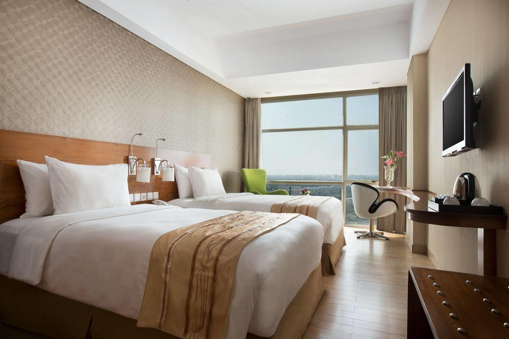 Hariston Hotel & Suites, Pluit - Jakarta Exterior foto